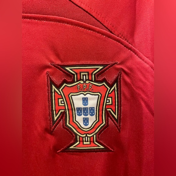Men’s Ronaldo 2022 WC Portugal Jersey - Picture 6 of 6
